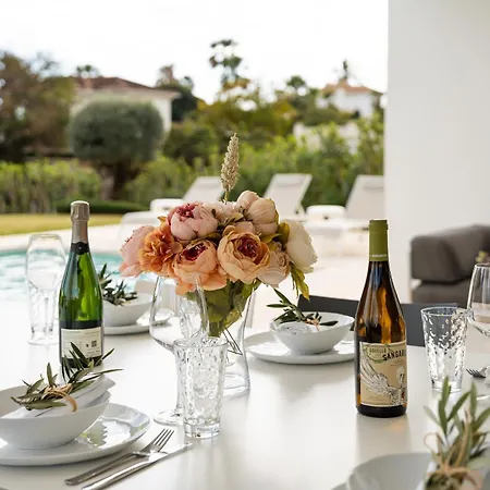 Aurora - Marbella - Contemporary In New Golden Mile Villa