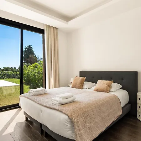 Aurora - Marbella - Contemporary In New Golden Mile Villa *