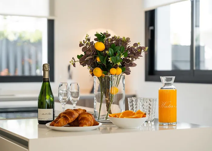 Aurora - Marbella - Contemporary In New Golden Mile