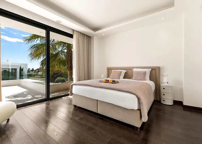 Aurora - Marbella - Contemporary In New Golden Mile