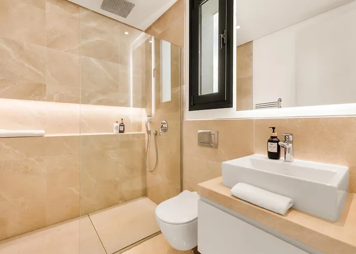 Aurora - Marbella - Contemporary In New Golden Mile Villa Estepona