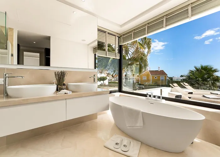 Aurora - Marbella - Contemporary In New Golden Mile * Estepona