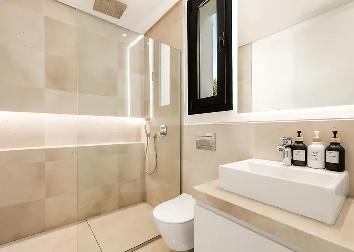 Villa Aurora - Marbella - Contemporary In New Golden Mile Estepona