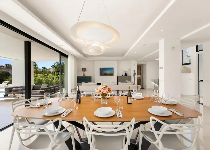 Aurora - Marbella - Contemporary In New Golden Mile * Estepona